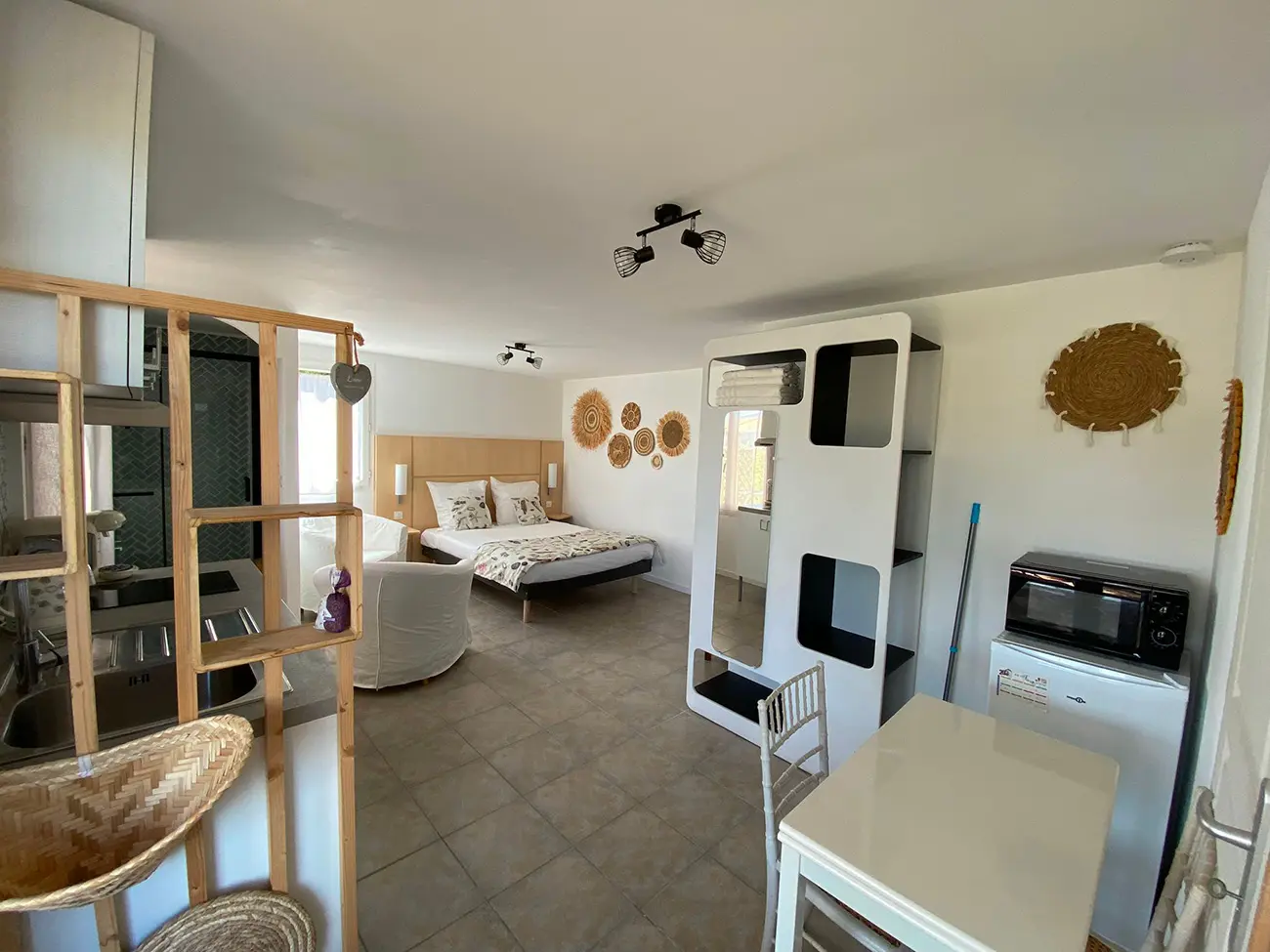 Interior of l'Escale Provencale accommodation